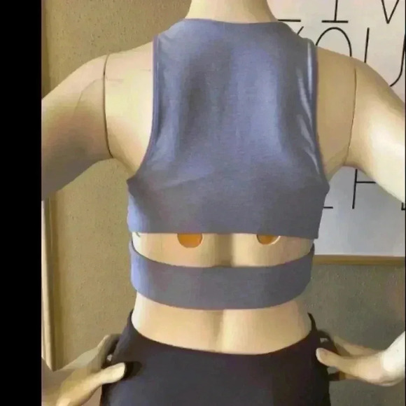 Outdoor Voices Sport Bra - Picture 4 of 5